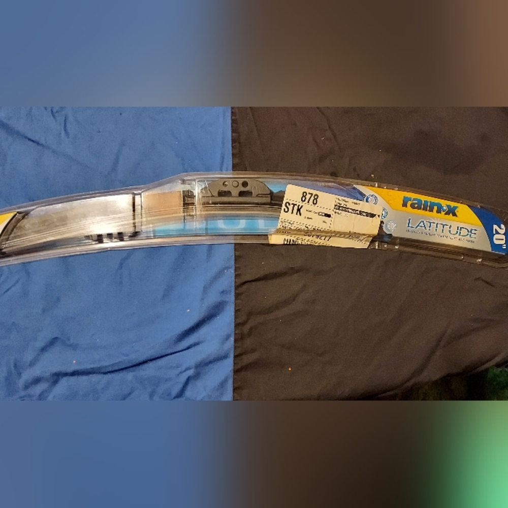 New 20' RainX latitude windshield wiper